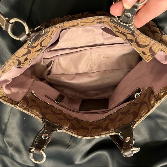 Brown Coach handbag - Picture 2 of 4